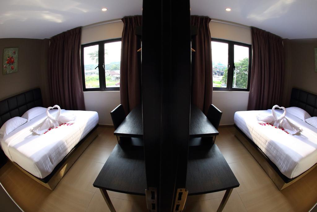 Gl Hotel Keluang Phòng bức ảnh