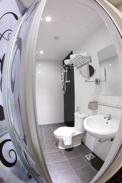 Gl Hotel Keluang Phòng bức ảnh